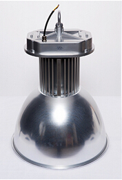 使用led防爆工礦燈“裝備”來坐鎮